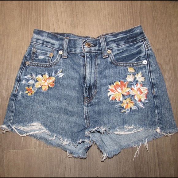 american eagle mom short